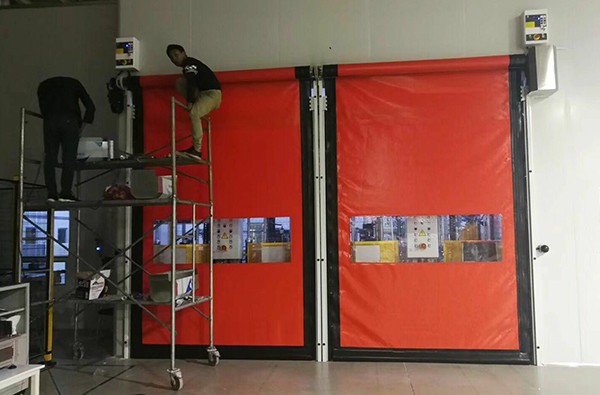 拉鏈快速卷簾門